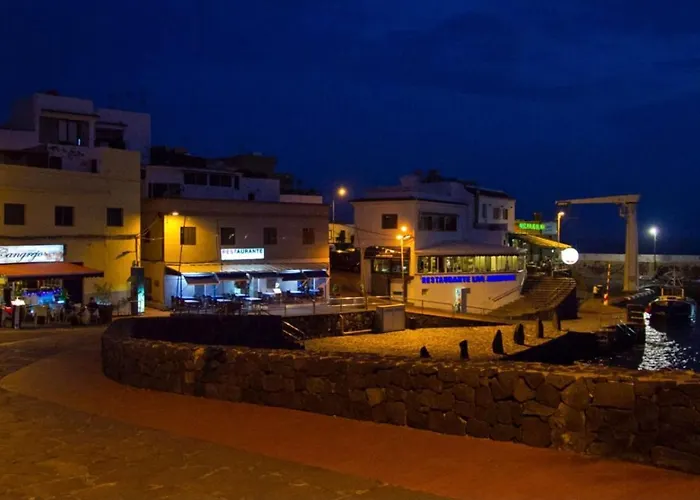 לינה וארוחת בוקר Paraiso Tenerife לוס אבריגוס